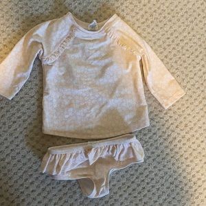 Long sleeve swim suit